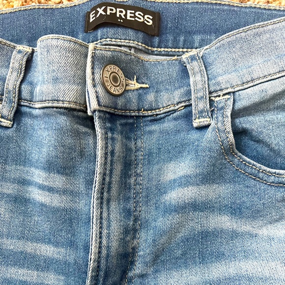 Express Denim - ⭐️The Express The Ultimate Stretch Cropped Legging! High Rise!